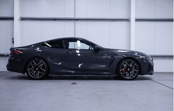 什么是溜背设计