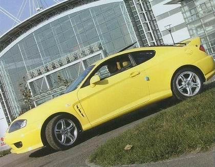 凯迪拉克追高铁是真的吗