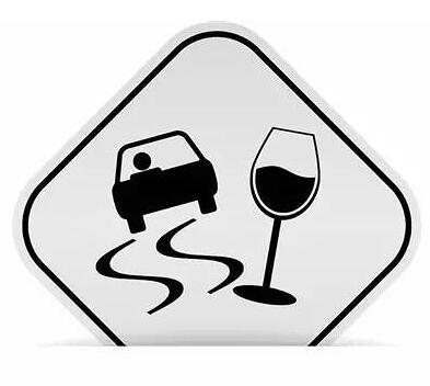 福特新福克斯三厢尾灯拆卸方法