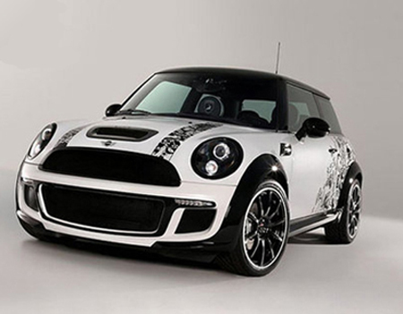 路虎揽胜贵还是行政贵